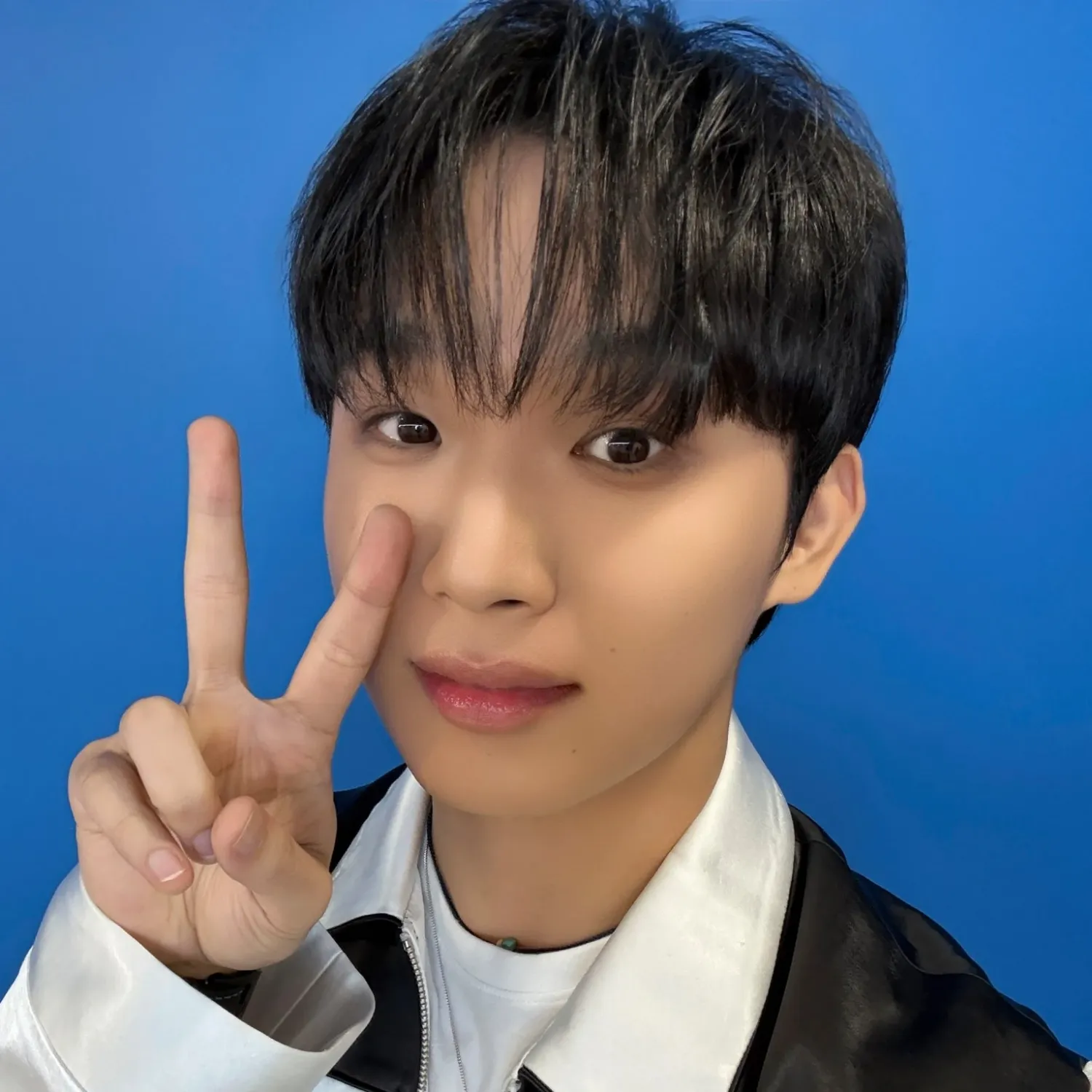 BTOB ヒョンシク ファンダムコミュニティ │ KPOP人気No.1アプリ 最愛ドル