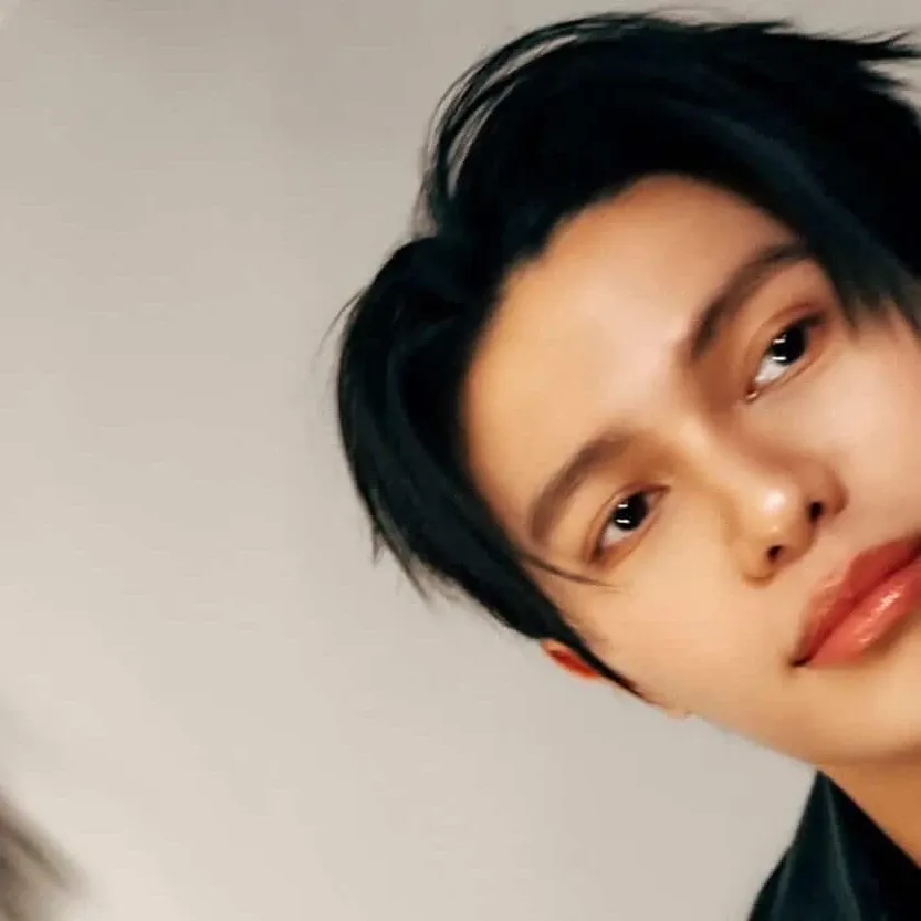 Behind-the-scenes cut of William (LYKN)