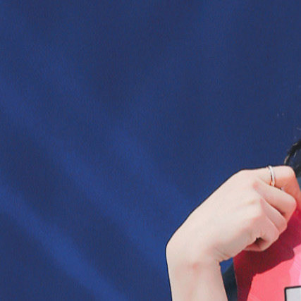 Behind-the-scenes cut of Hyojung (OH MY GIRL)