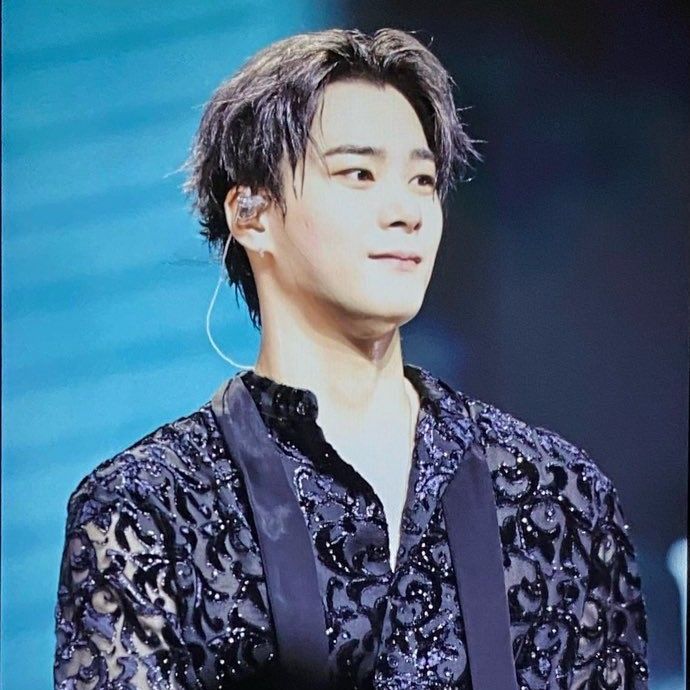 A moment captured by Moonbin (ASTRO)'s fan