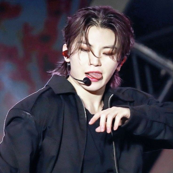 A moment captured by Woozi (SEVENTEEN)'s fan