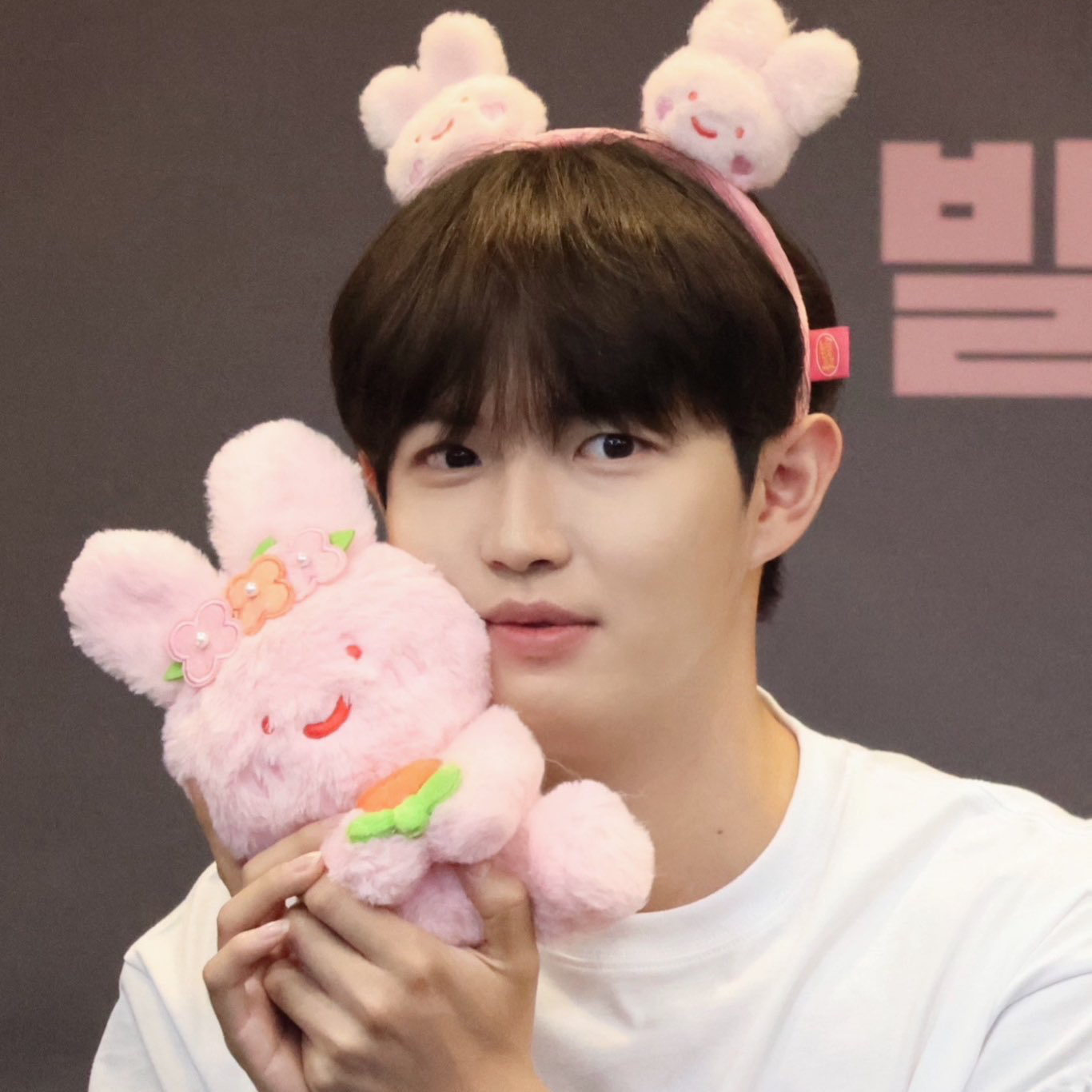 金在奐粉絲拍下的瞬間