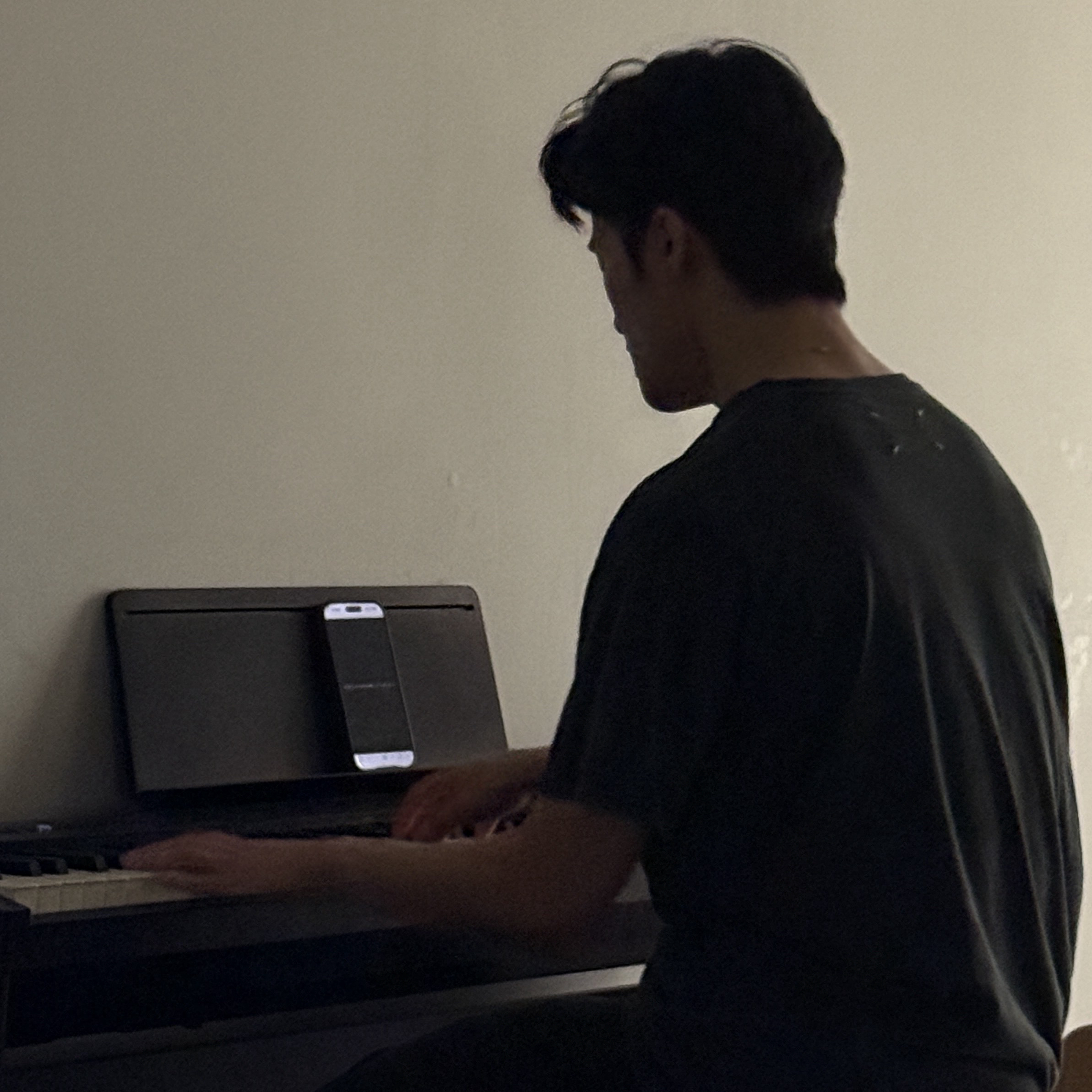 Behind-the-scenes cut of Mark