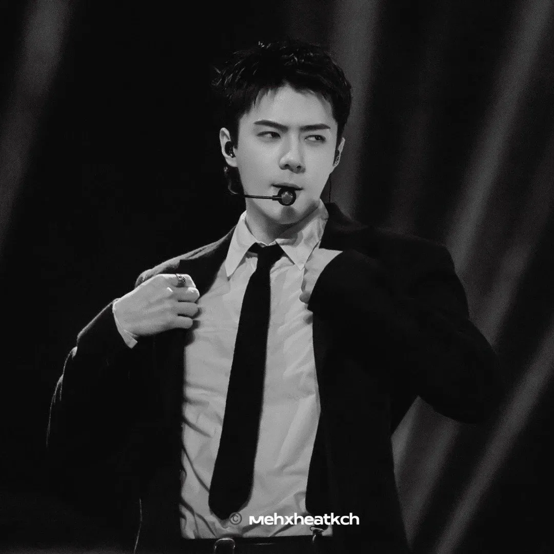 세훈 (EXO)의 비하인드 컷