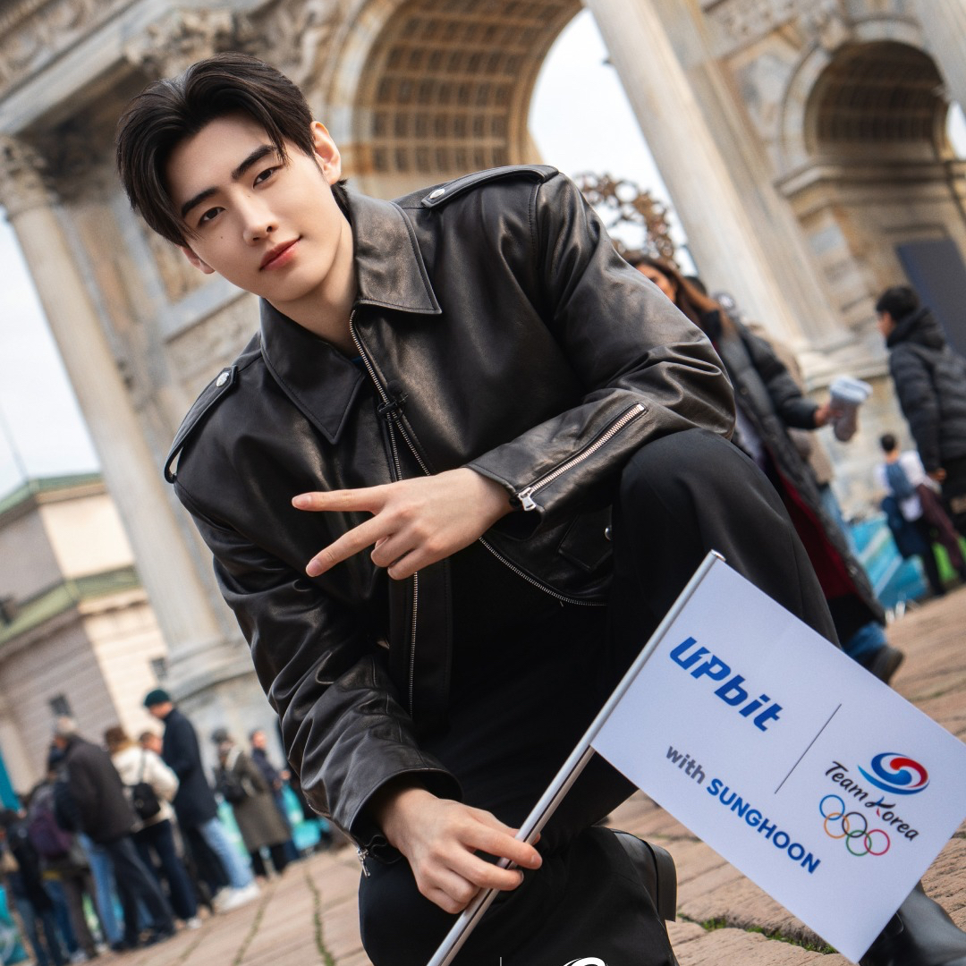 Latest photo of Sunghoon (ENHYPEN)