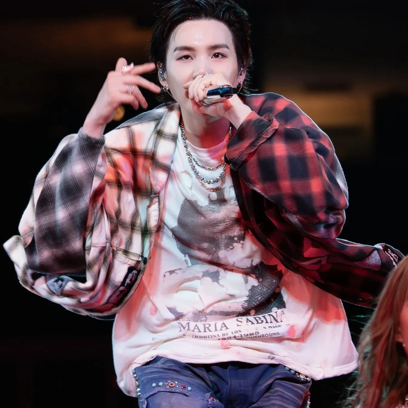 Foto aktivitas terbaru SUGA (BTS)