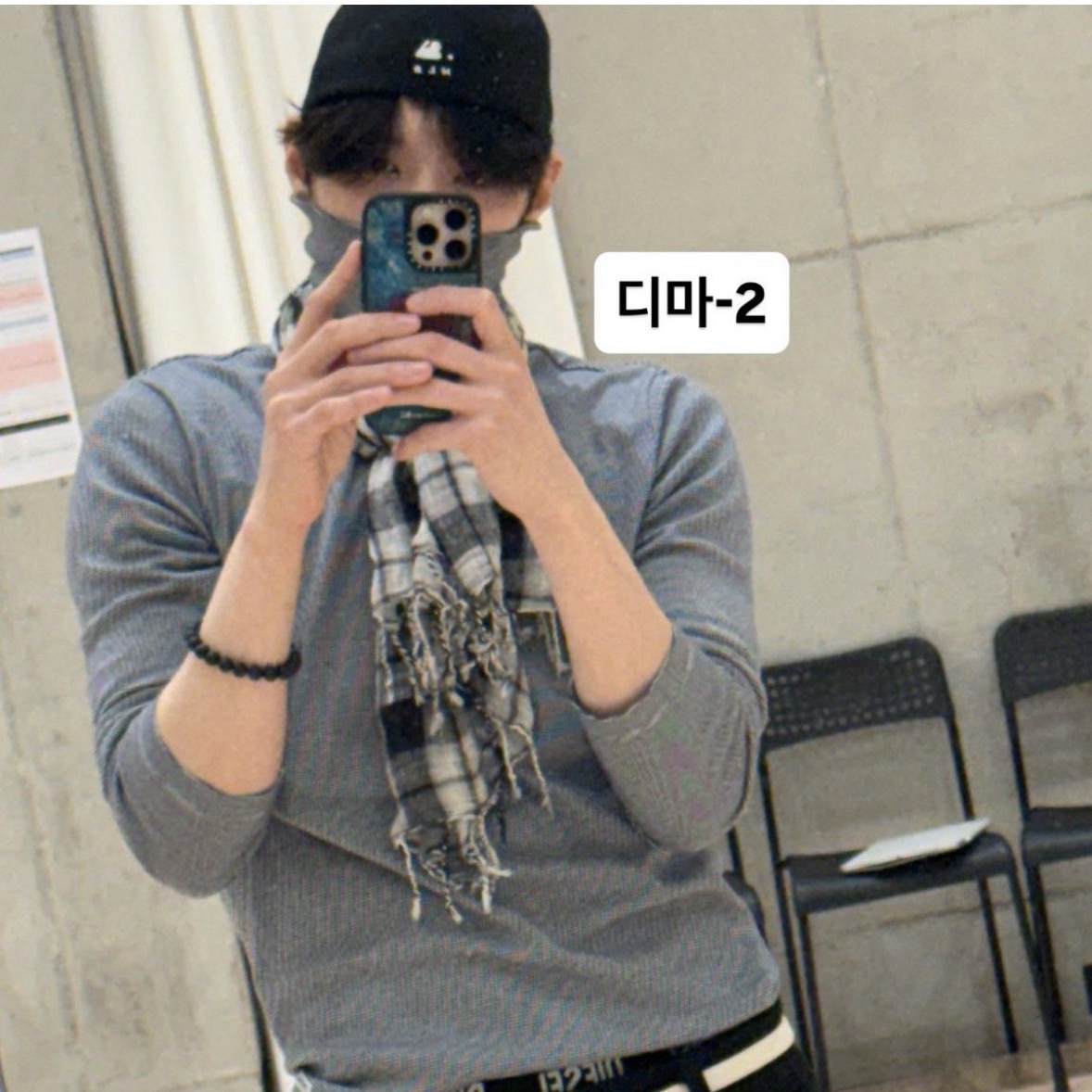 Behind-the-scenes cut of LEO (VIXX)