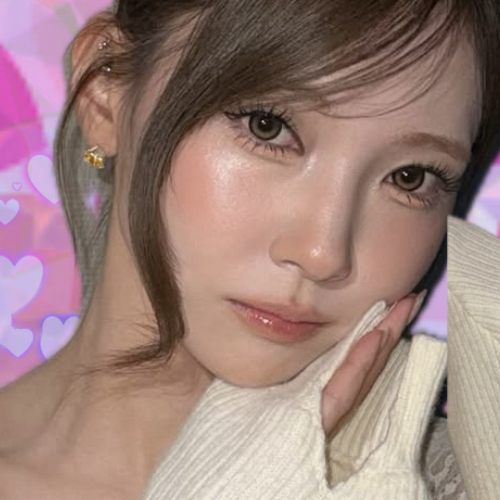 Mayuka (NiziU)的最新活動照片