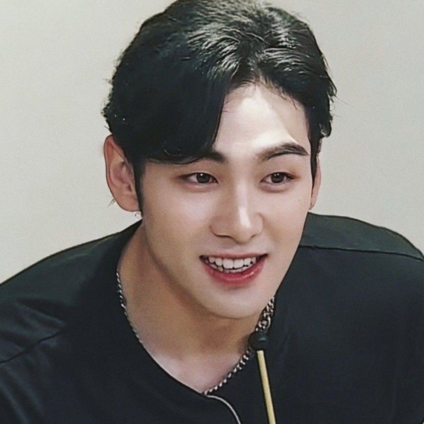 백호 최근 활동샷