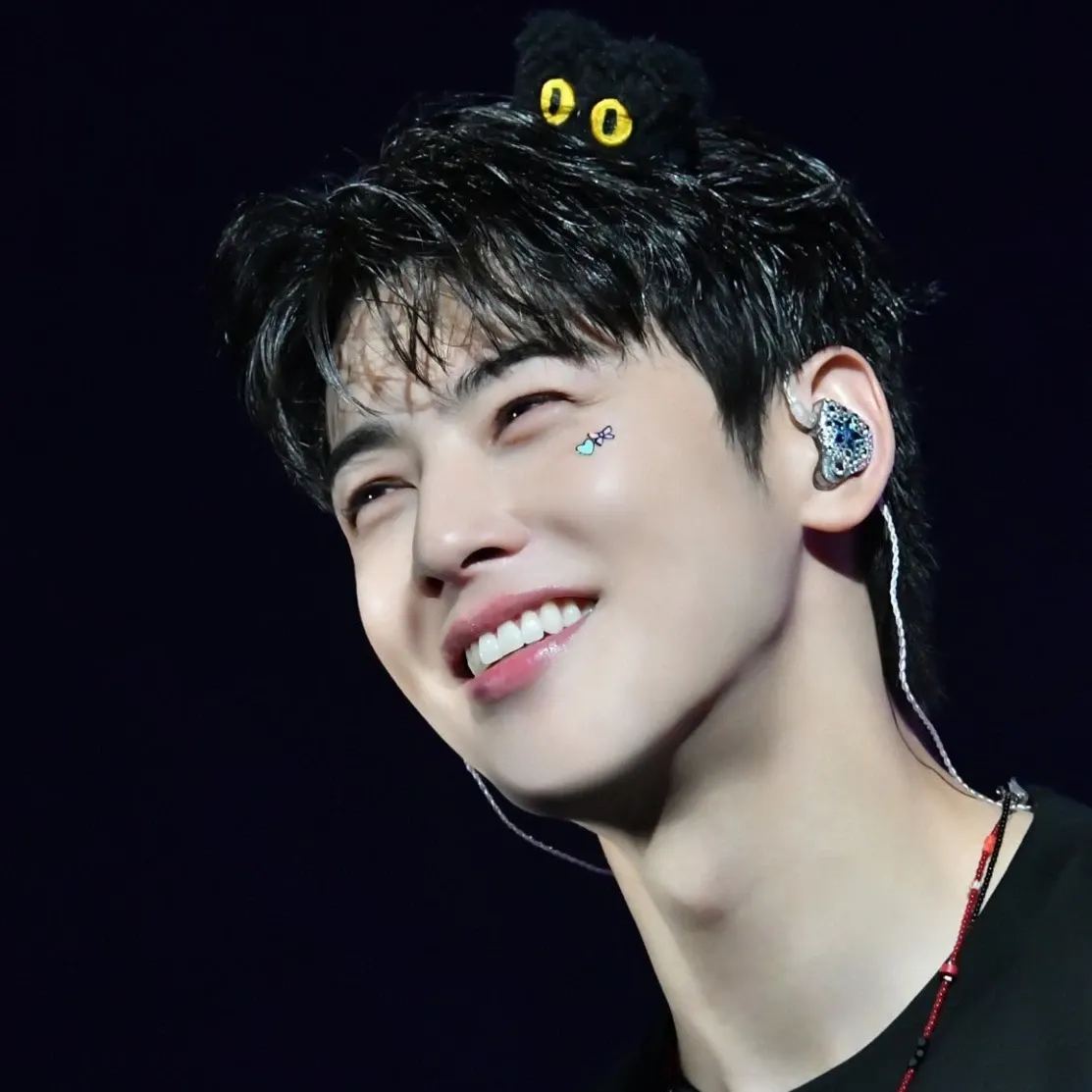 A moment captured by Eunwoo (ASTRO)'s fan