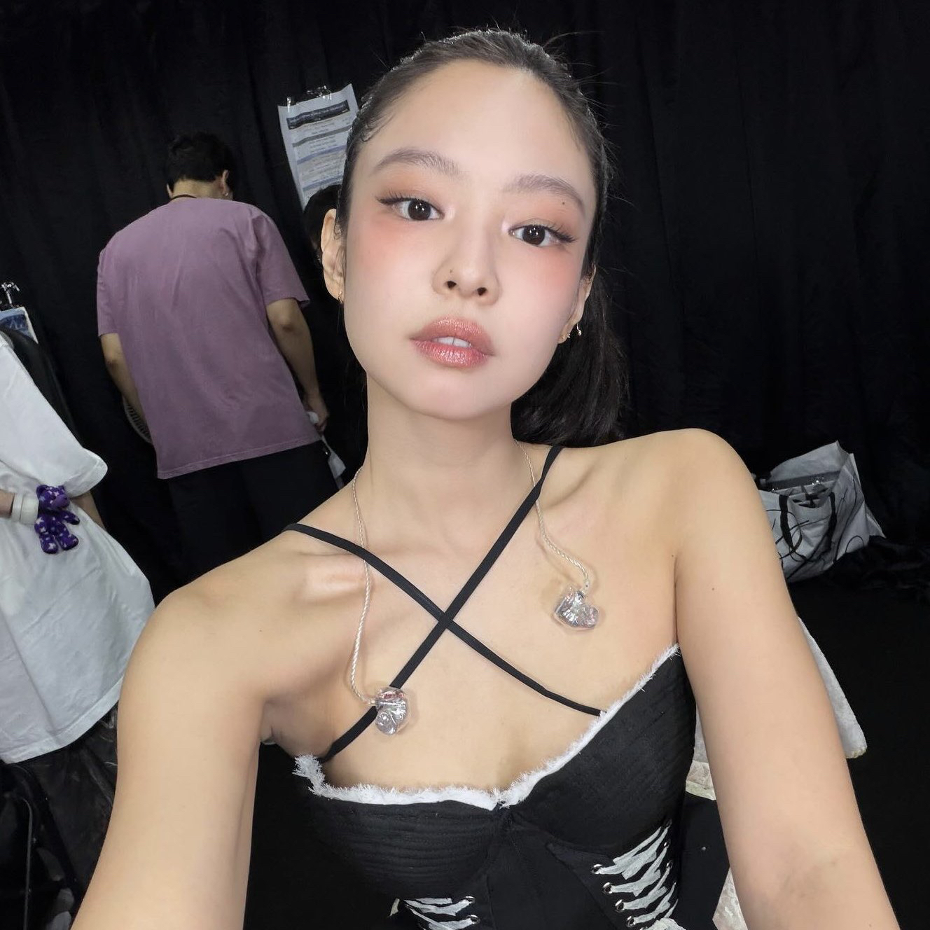 제니 (BLACKPINK)의 비하인드 컷