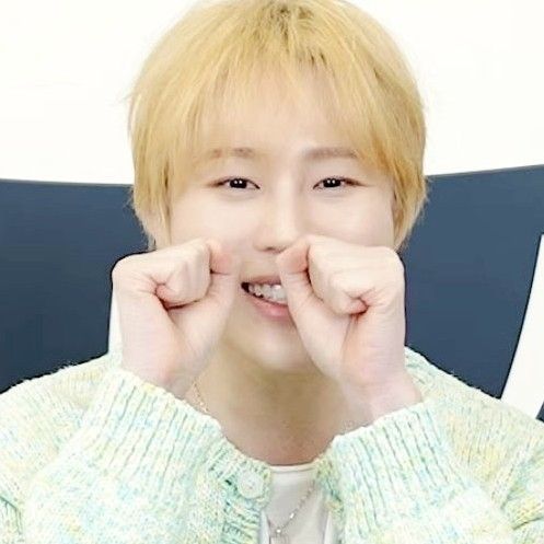 Latest photo of Ha Sungwoon