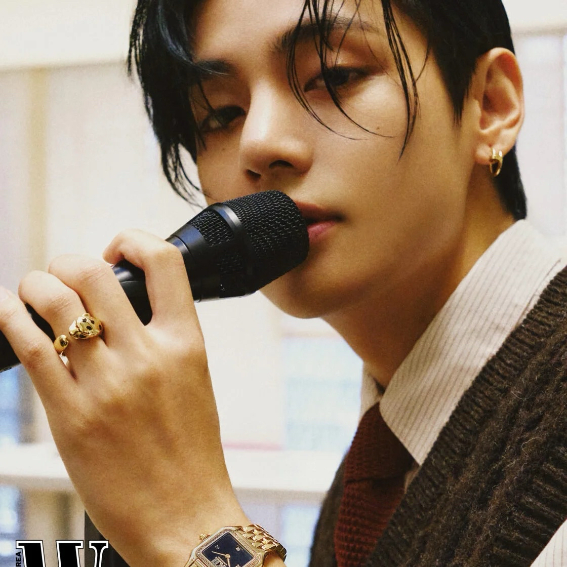 뷔 (방탄소년단) 최근 활동샷