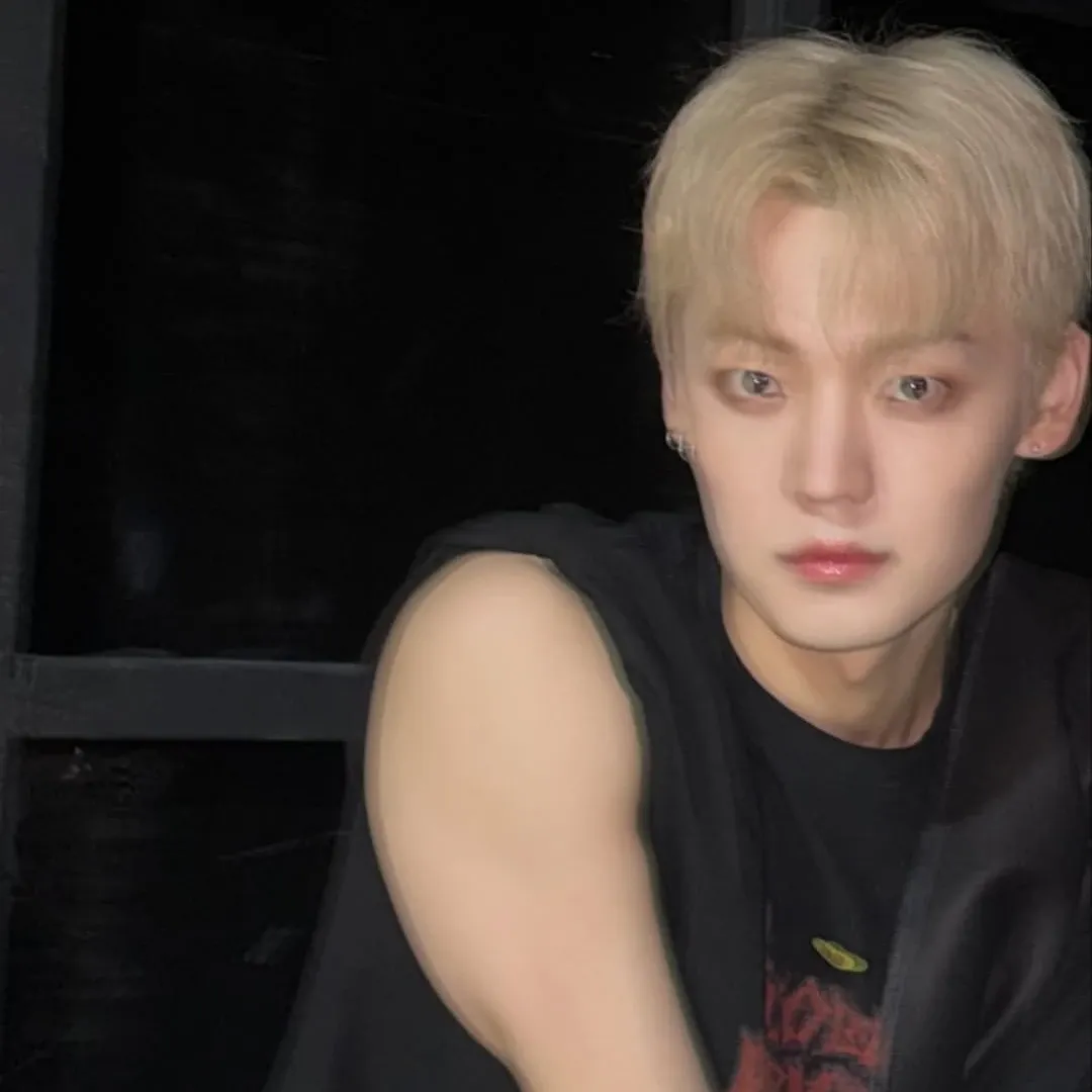 Chan (A.C.E)粉丝拍下的瞬间