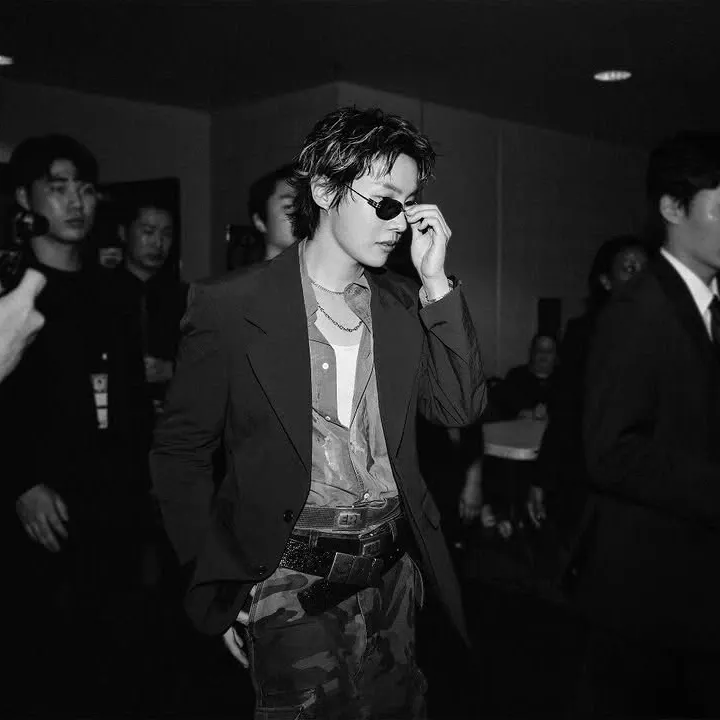 Momen yang diabadikan oleh penggemar j-hope (BTS)