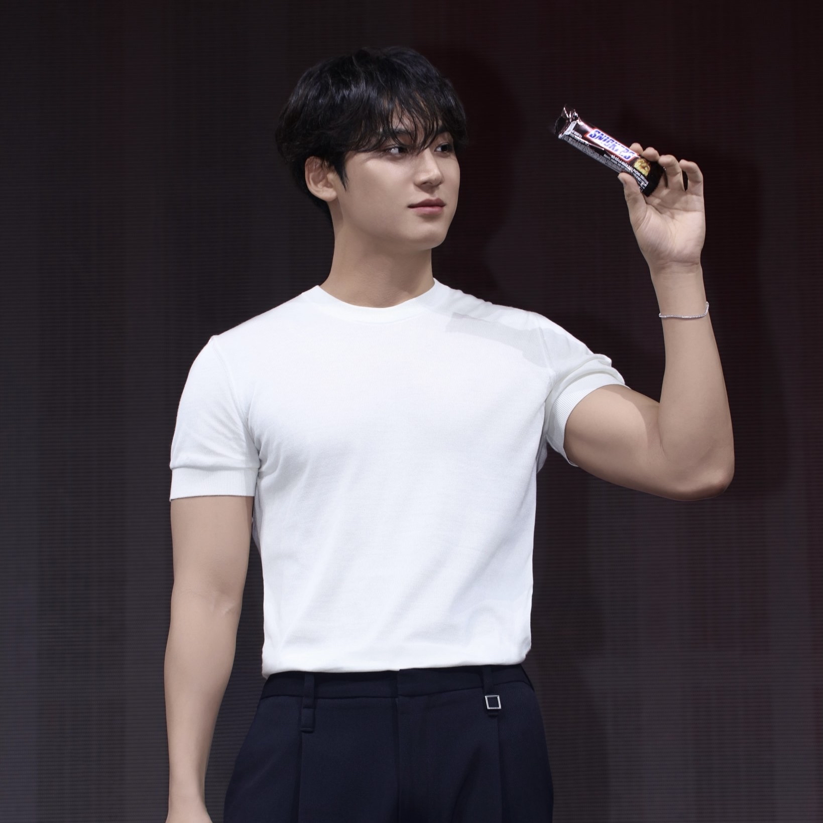 Behind-the-scenes cut of Mingyu (SEVENTEEN)
