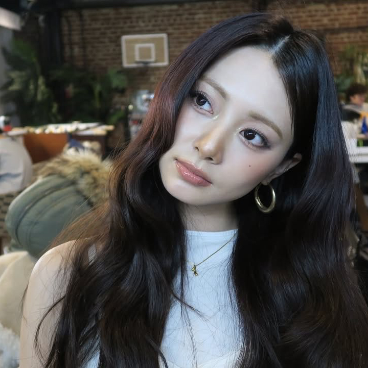 쯔위 (TWICE)의 비하인드 컷