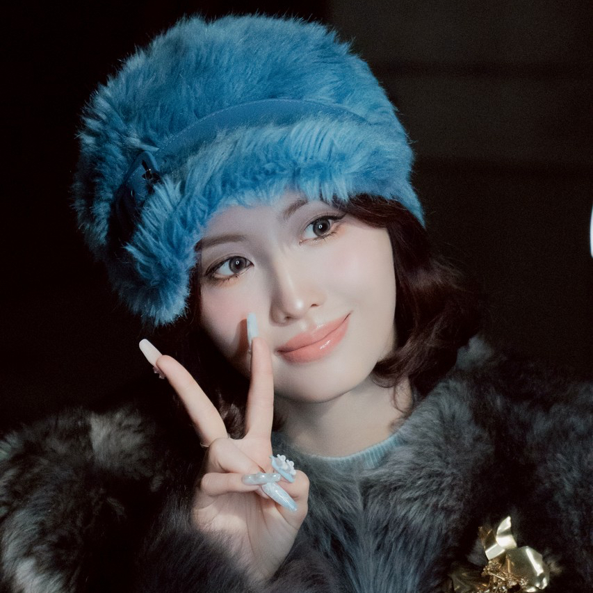 모모 (TWICE) 최근 활동샷