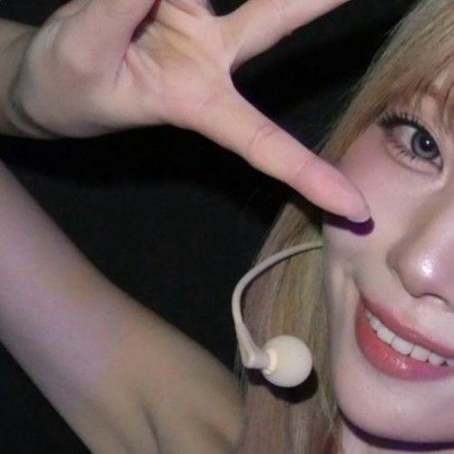 Recent activity shot of Mayuka (NiziU)