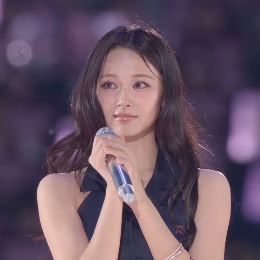 쯔위 (TWICE)의 비하인드 컷