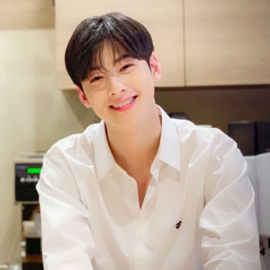 Recent activity shot of Eunwoo (ASTRO)