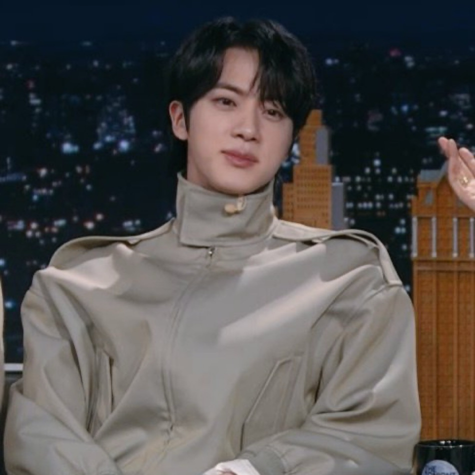 Potret di balik layar Jin (BTS)