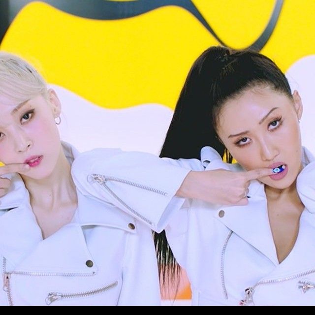 MAMAMOOの舞台裏ショット