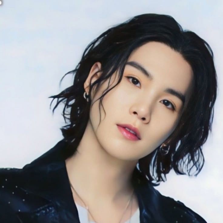 Behind-the-scenes cut of SUGA (BTS)