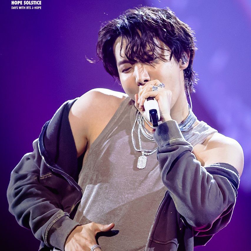 제이홉 (방탄소년단) 최근 활동샷