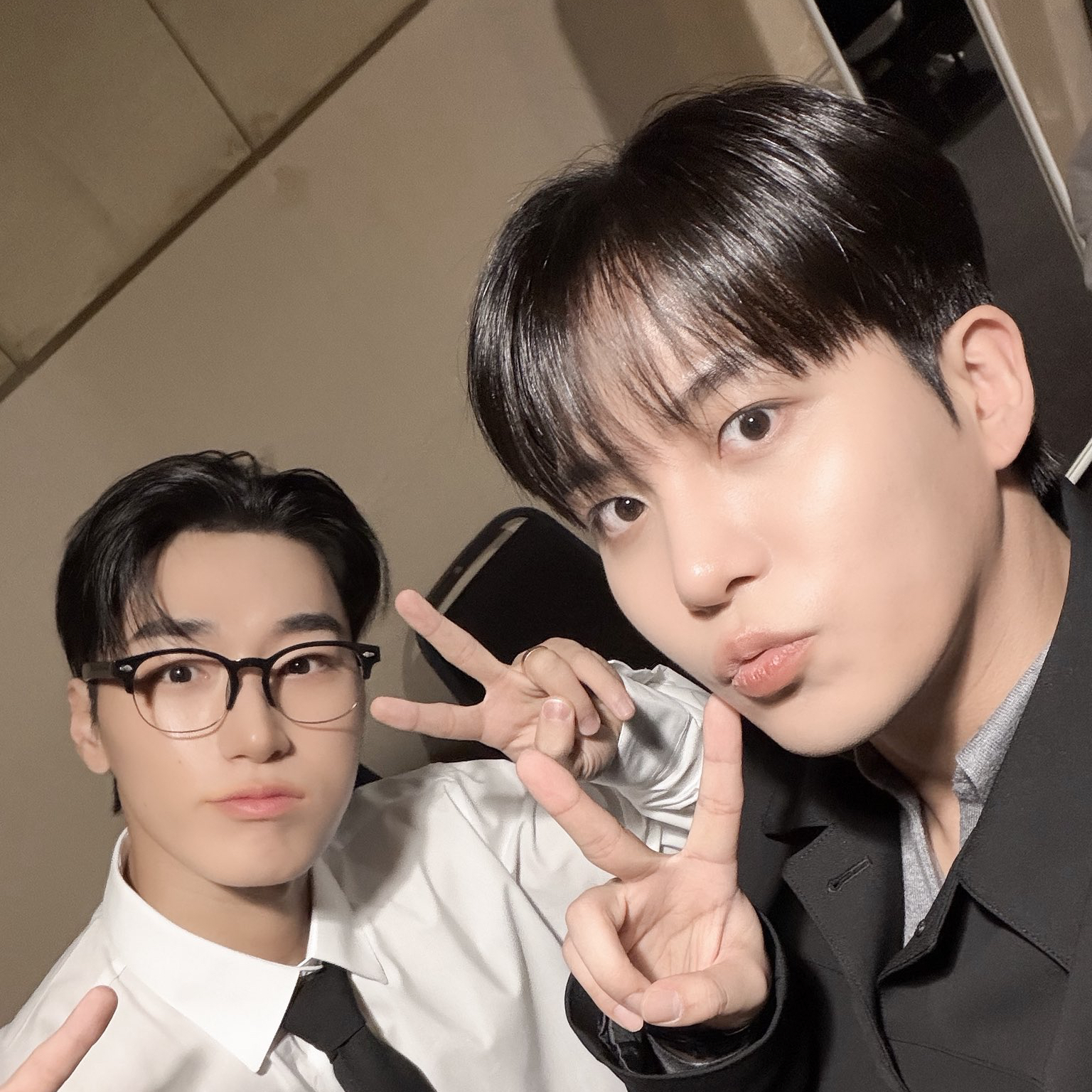 鍾浩 (ATEEZ)的最新活動照片