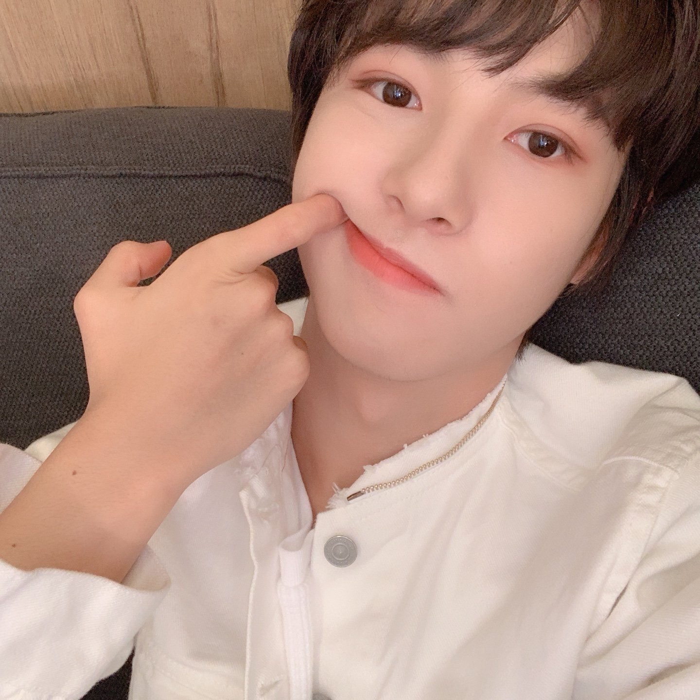 Behind-the-scenes cut of Renjun (NCT DREAM)