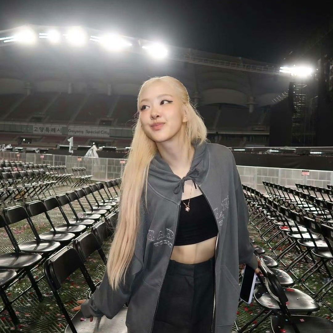 로제 (BLACKPINK)의 최신 사진