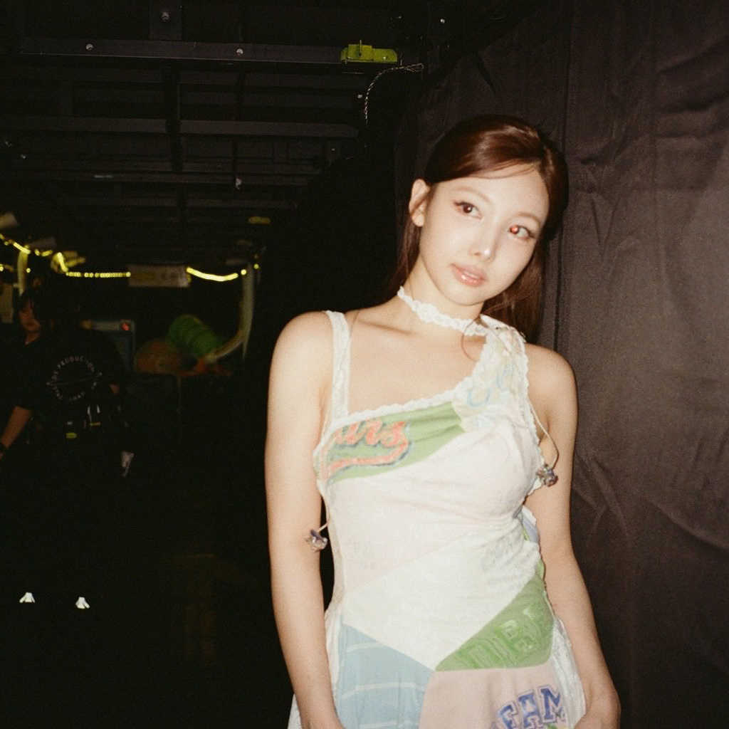 Behind-the-scenes cut of Nayeon (TWICE)