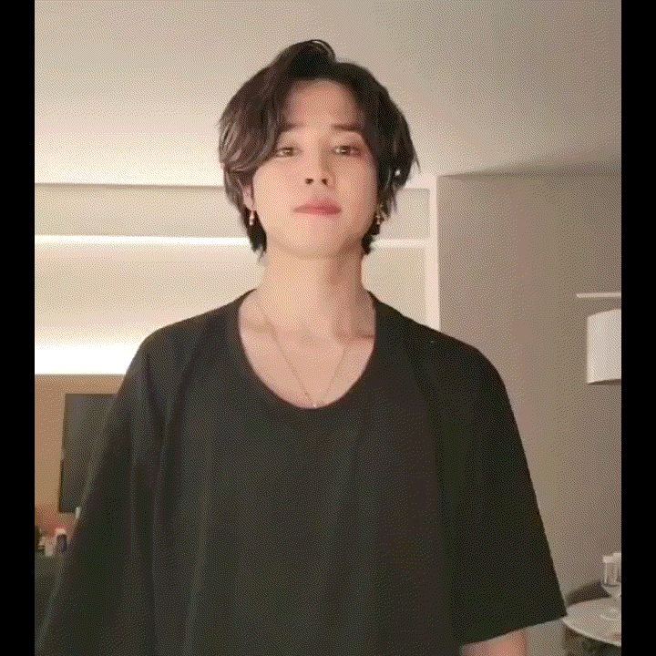 Momen yang diabadikan oleh penggemar Jimin (BTS)