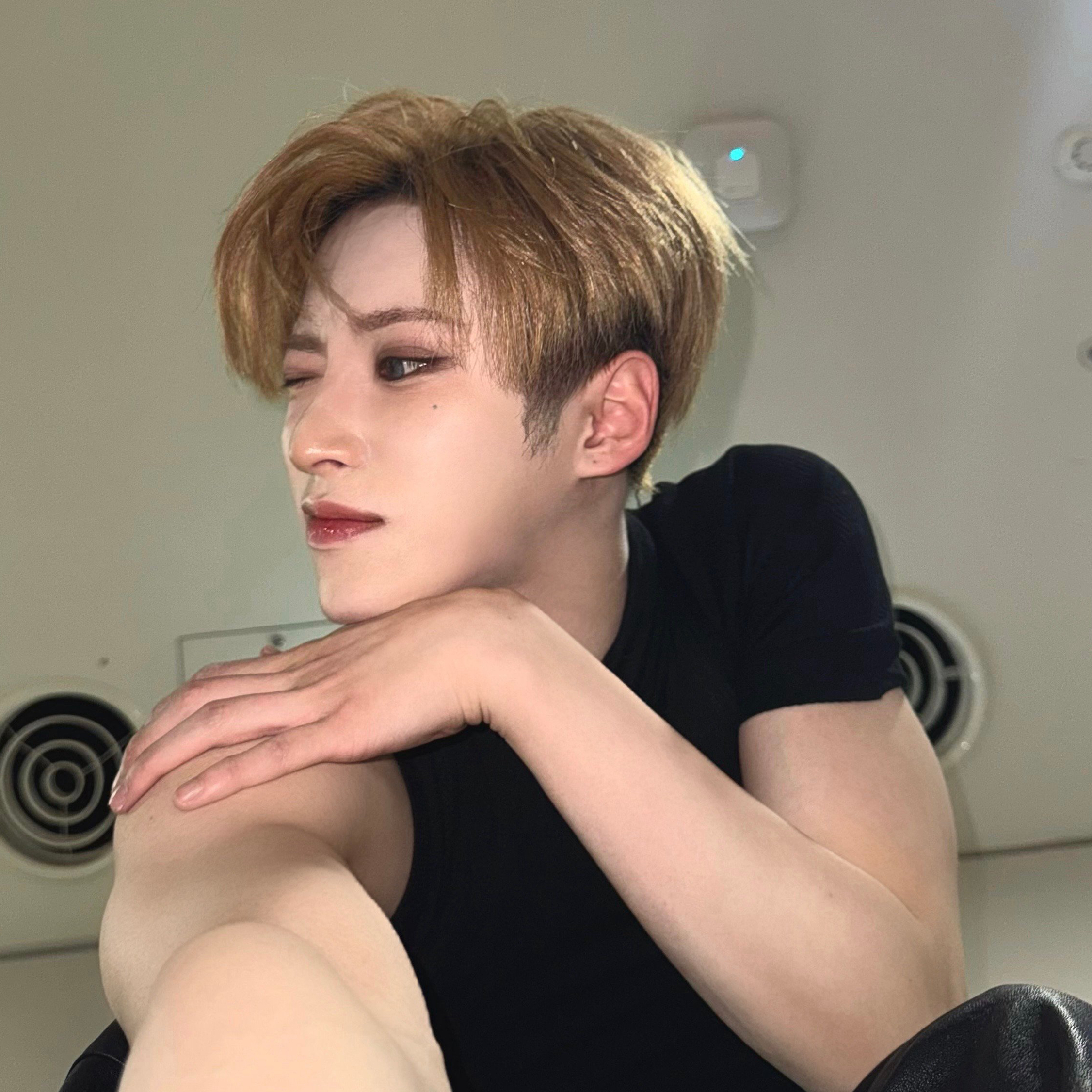 Foto aktivitas terbaru Arno (ALPHA DRIVE ONE)