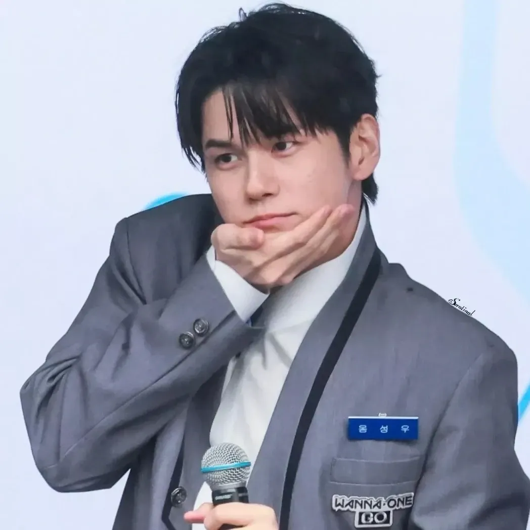 옹성우의 비하인드 컷