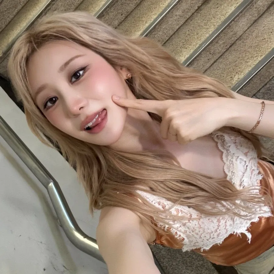 李彩演粉丝拍下的瞬间