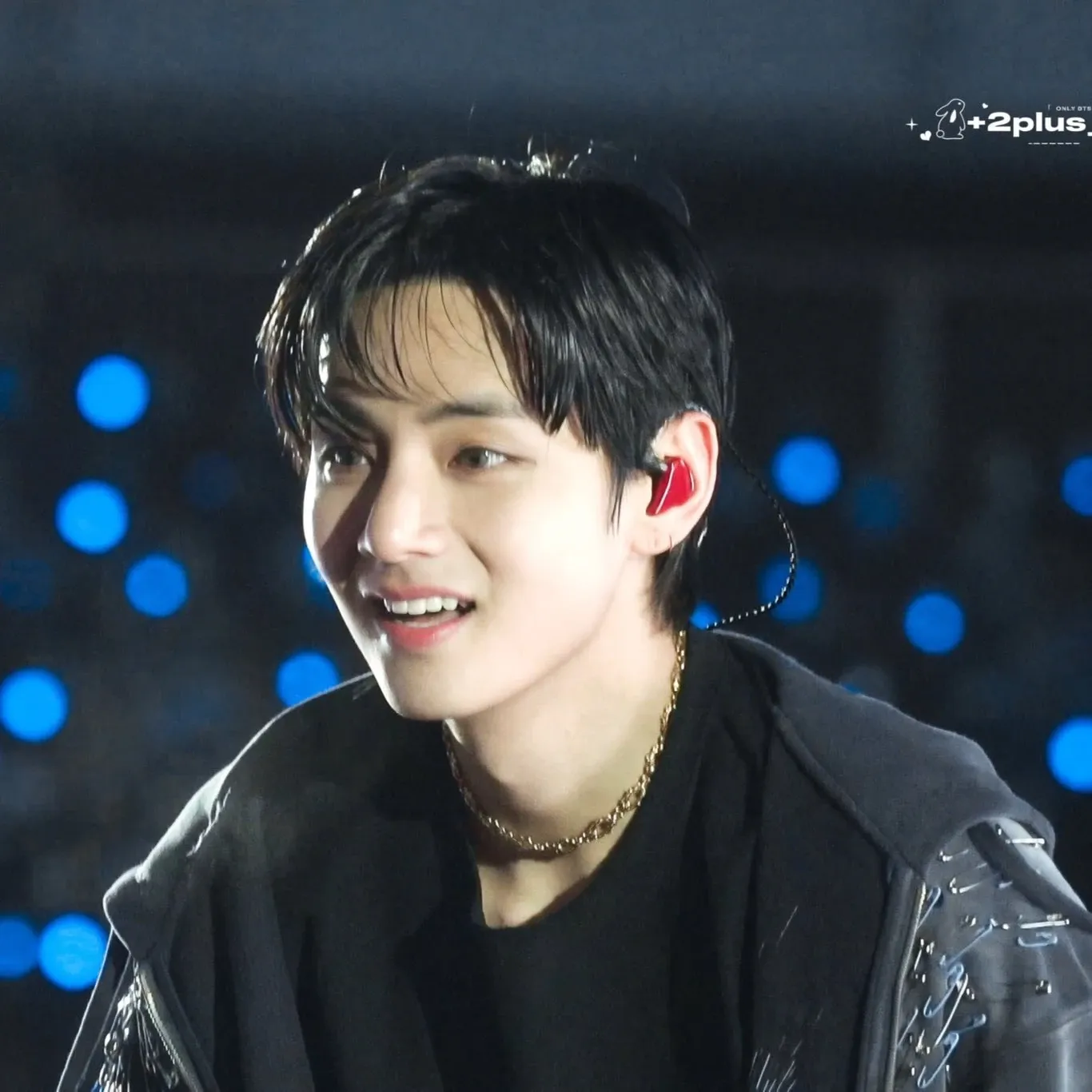 뷔 (방탄소년단)의 비하인드 컷