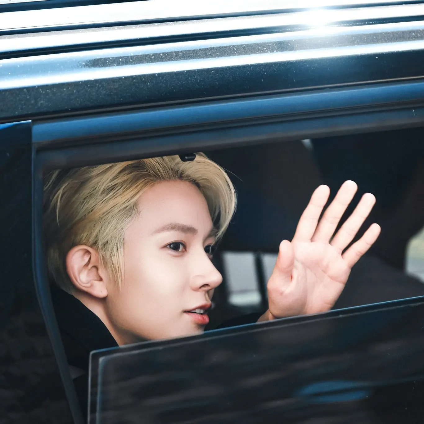 에반의 비하인드 컷