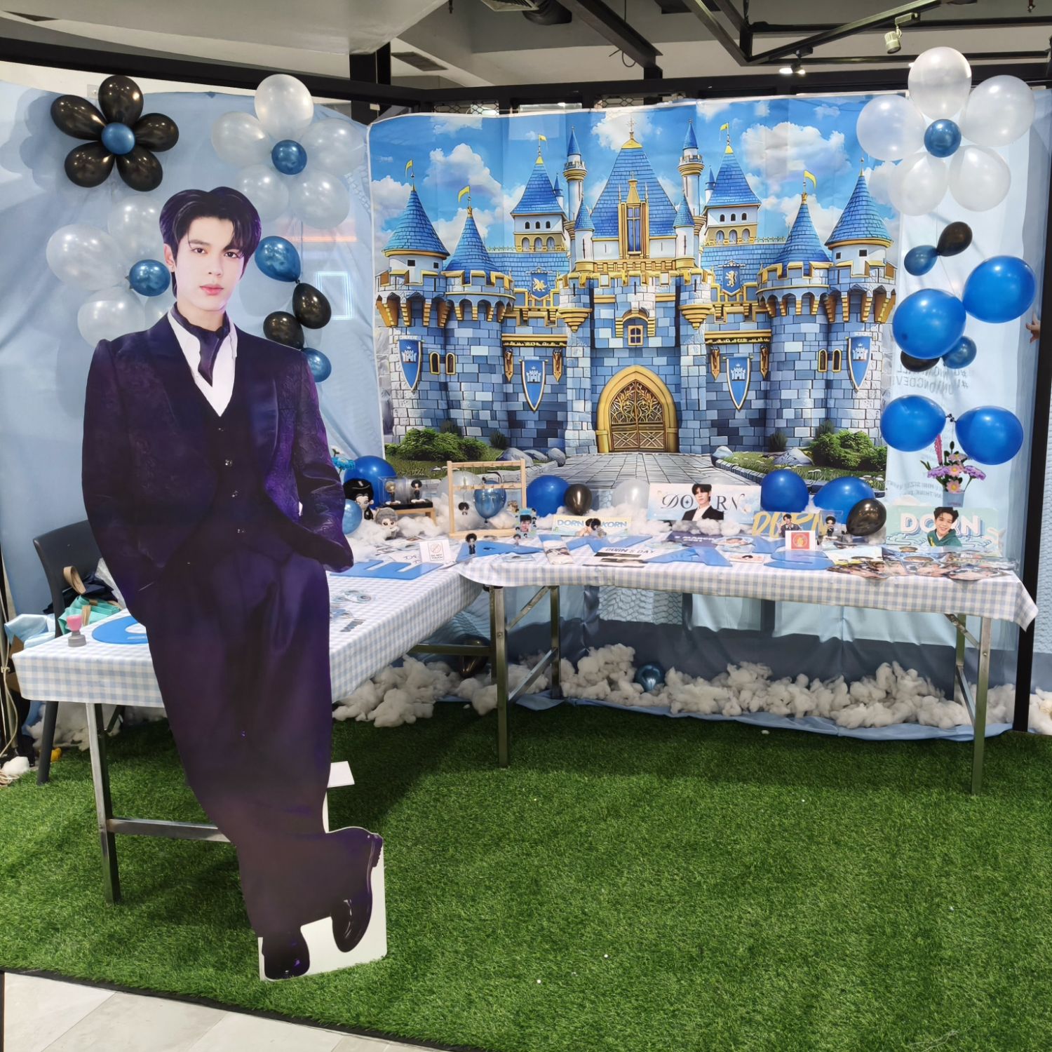 A moment captured by DORN (NexT1DE)'s fan