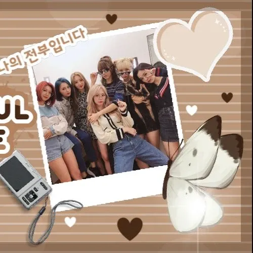 A moment captured by Siyeon (DREAMCATCHER)'s fan