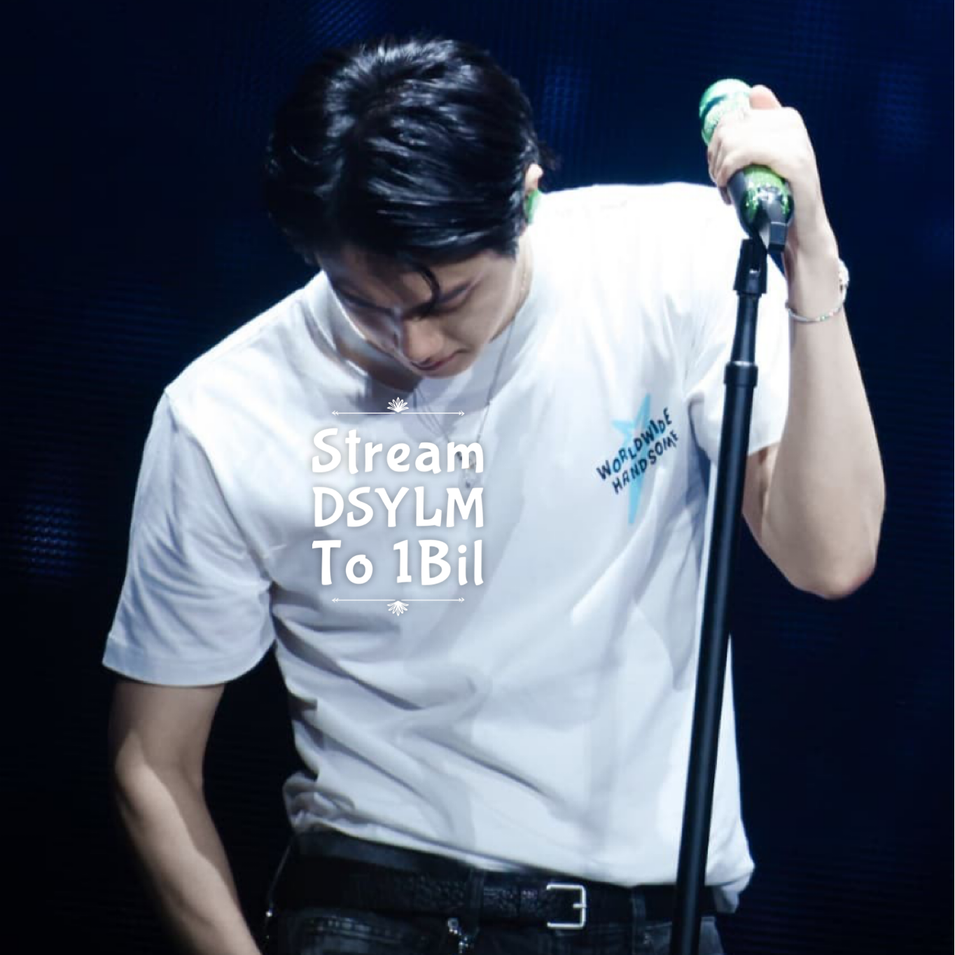 Foto aktivitas terbaru Jin (BTS)