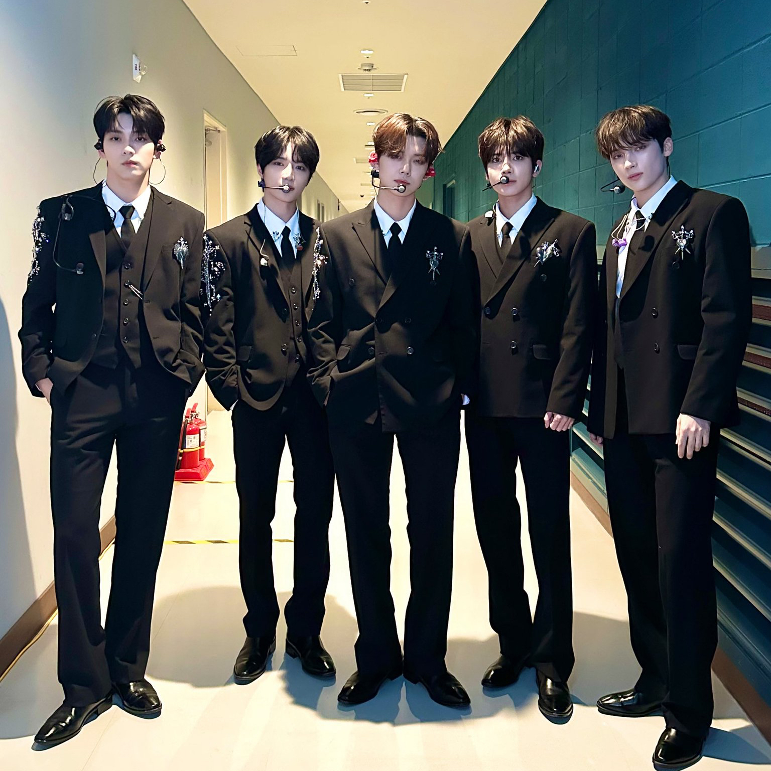 투모로우바이투게더 최근 활동샷