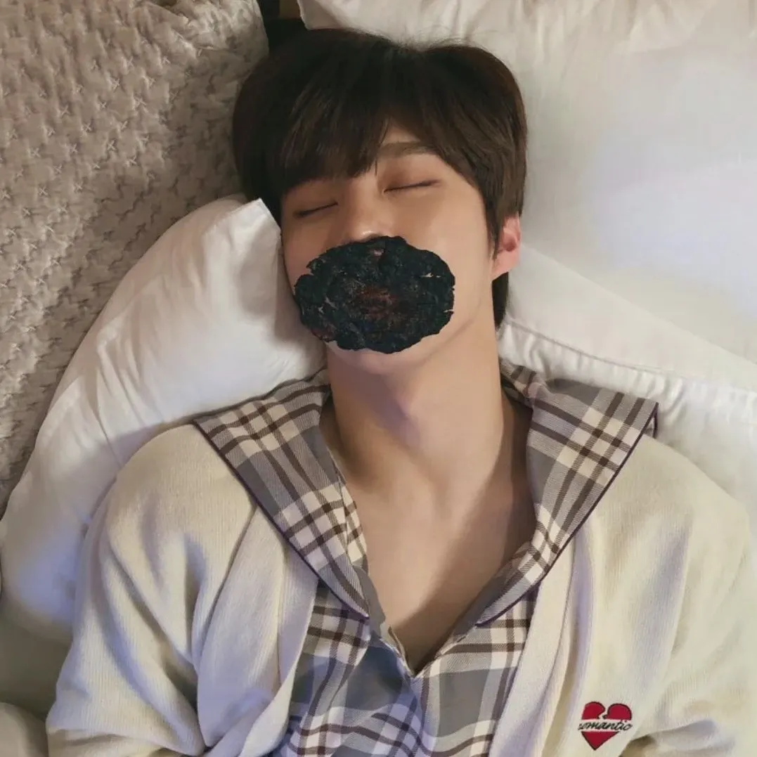 김우석의 비하인드 컷