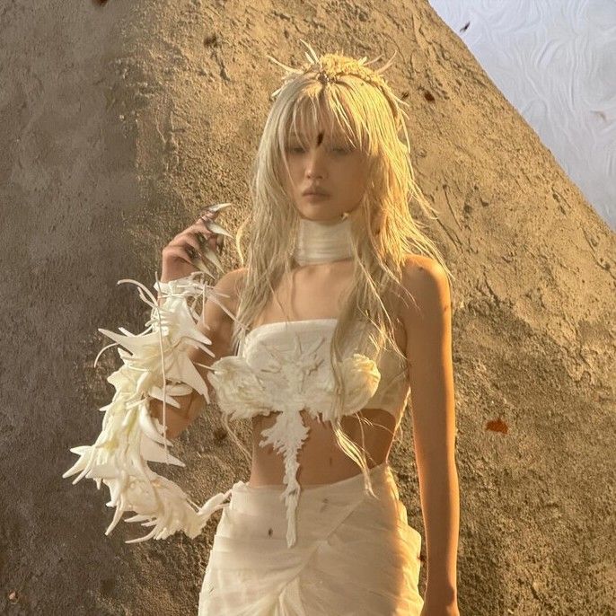 Behind-the-scenes cut of Soyeon (i-dle)