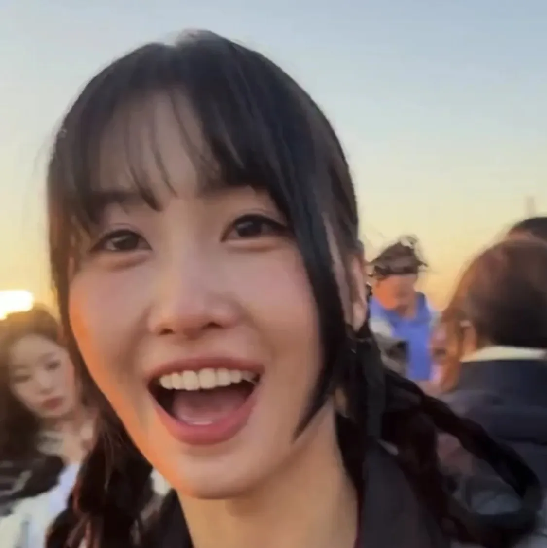 Momo (TWICE)粉絲拍下的瞬間