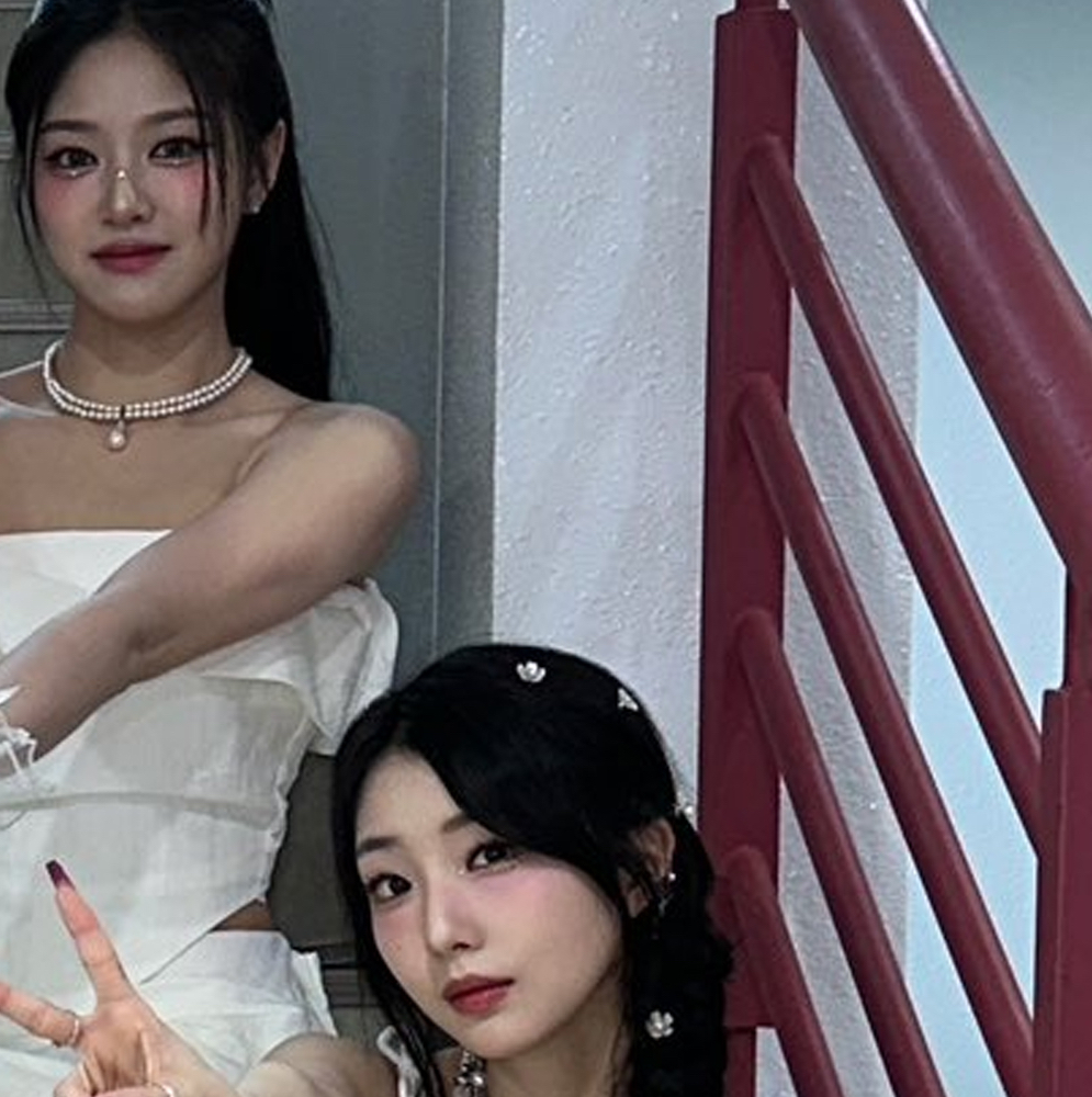 A moment captured by Loossemble's fan