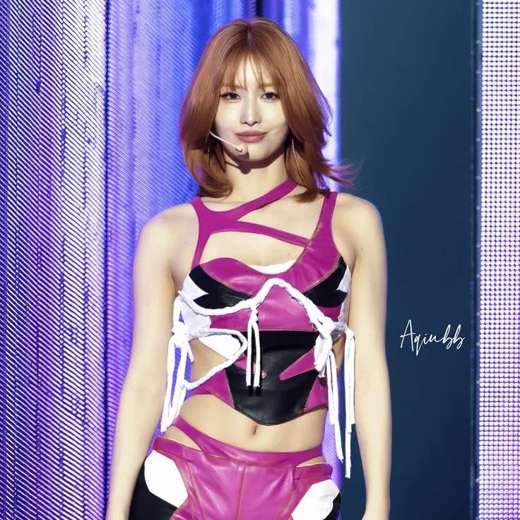 Momo (TWICE)的最新照片