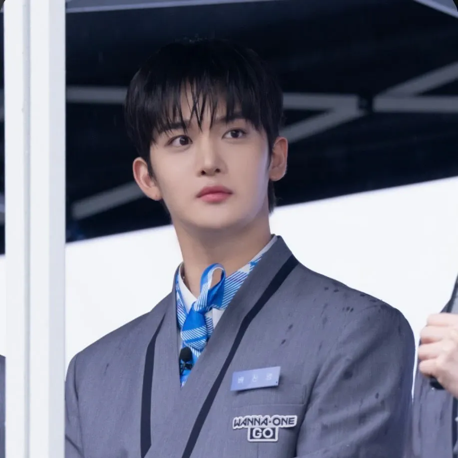 Latest photo of Bae Jinyoung