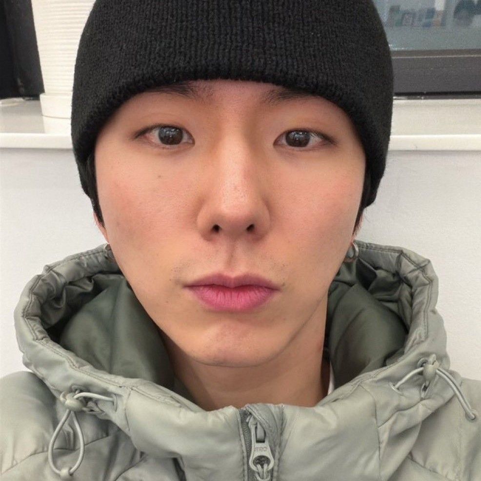 Behind-the-scenes cut of MONSTA X